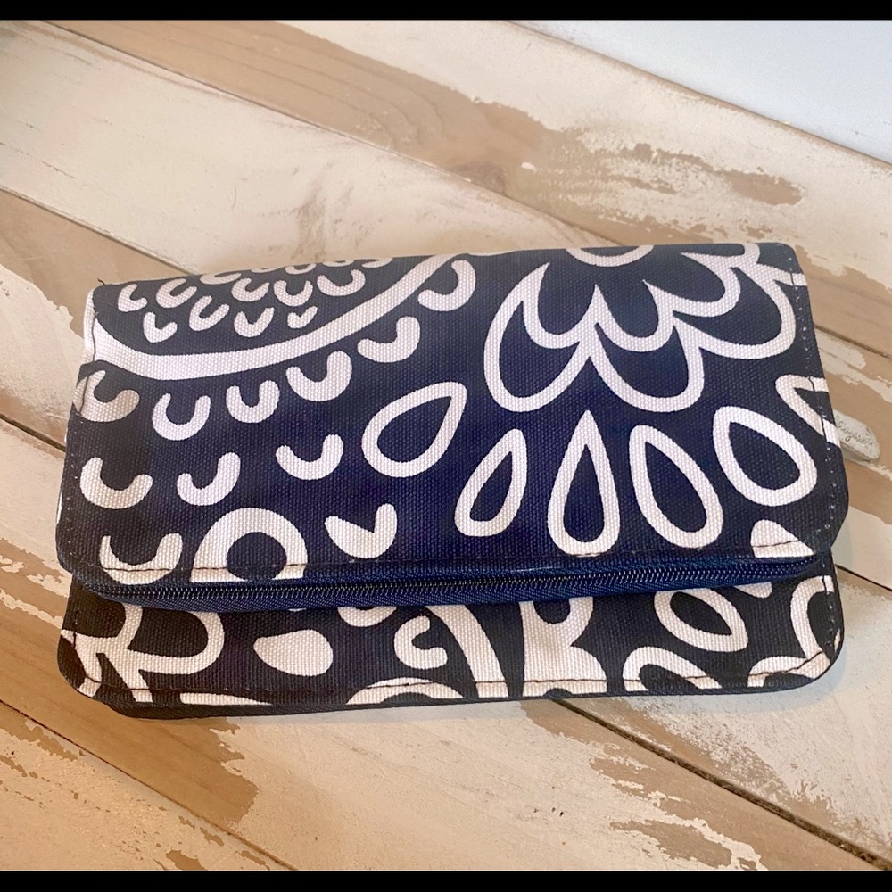 NWT Thirty One Perfect Cents Wallet navy playful parade